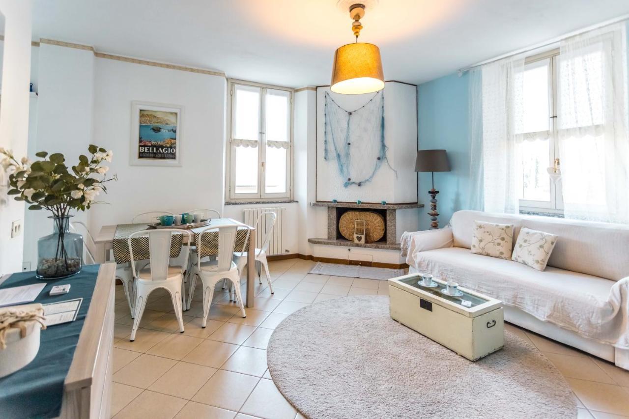 Porto Azzurro Apartment Варенна Экстерьер фото